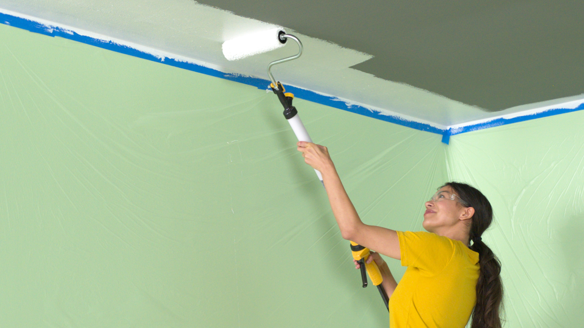 How to Paint Smooth and Textured Ceilings