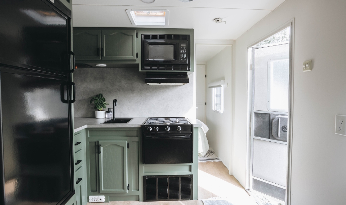 Renovate + Revamp: Matching Teal Appliances Make The Kitchen