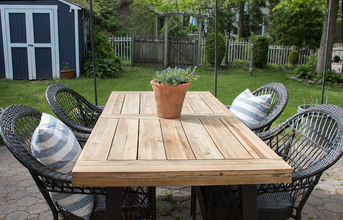 How To Restore An Outdoor Table