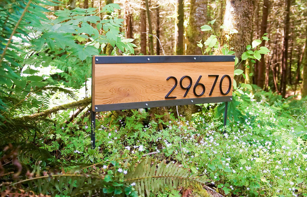 Display your new house number sign!
