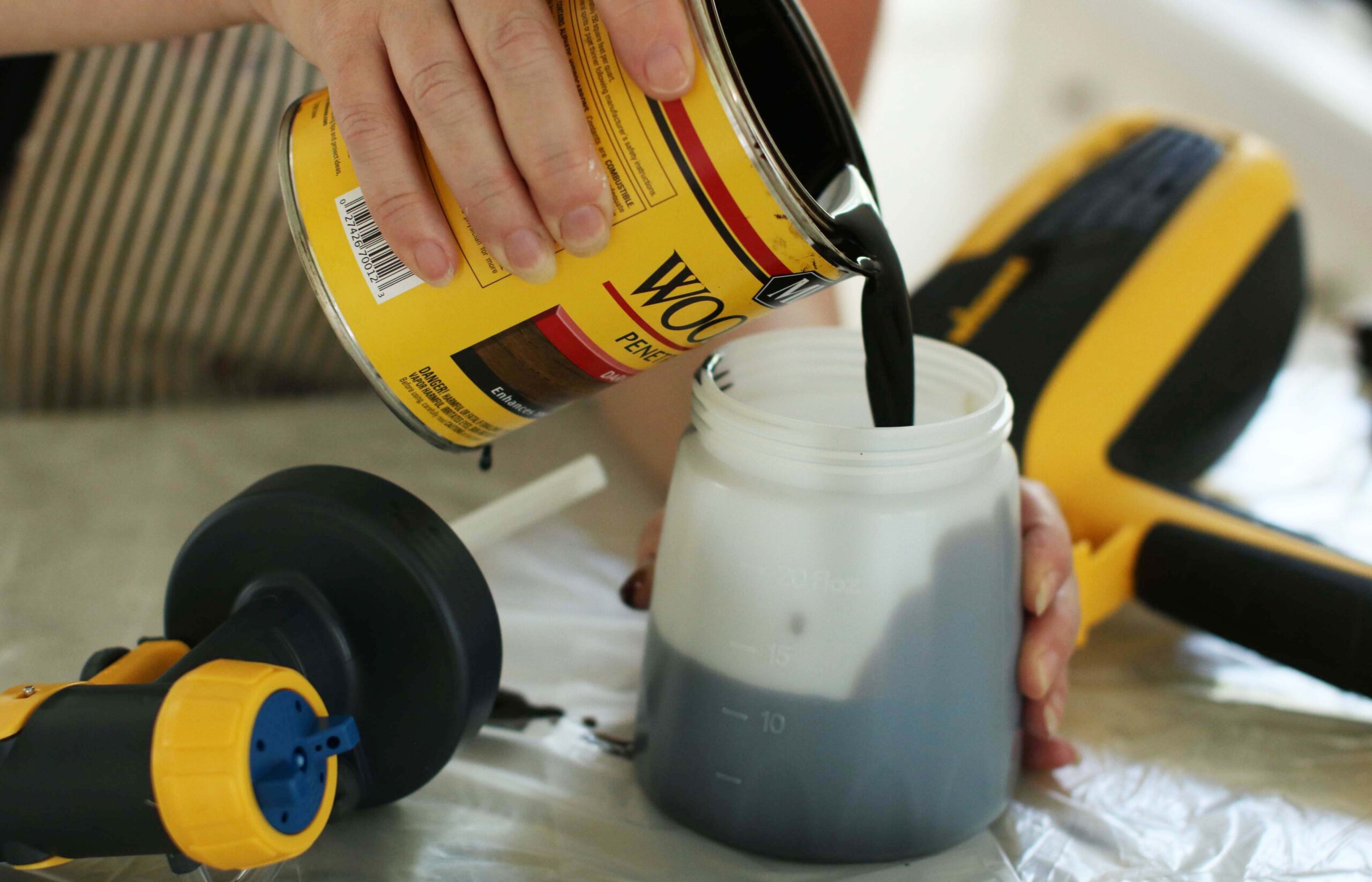 FILL STAIN SPRAYER