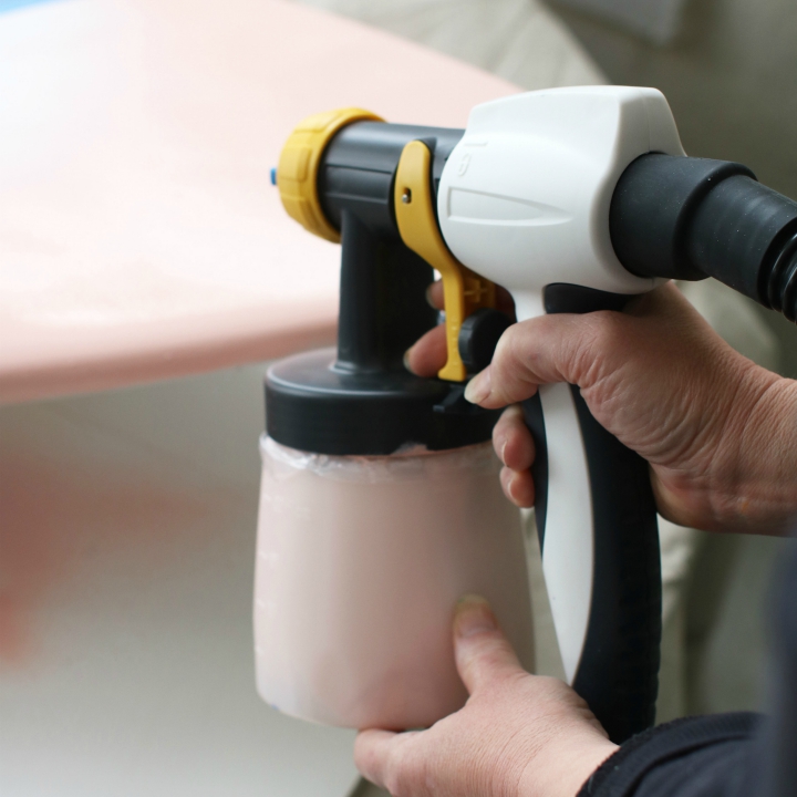 Painting a surfboard