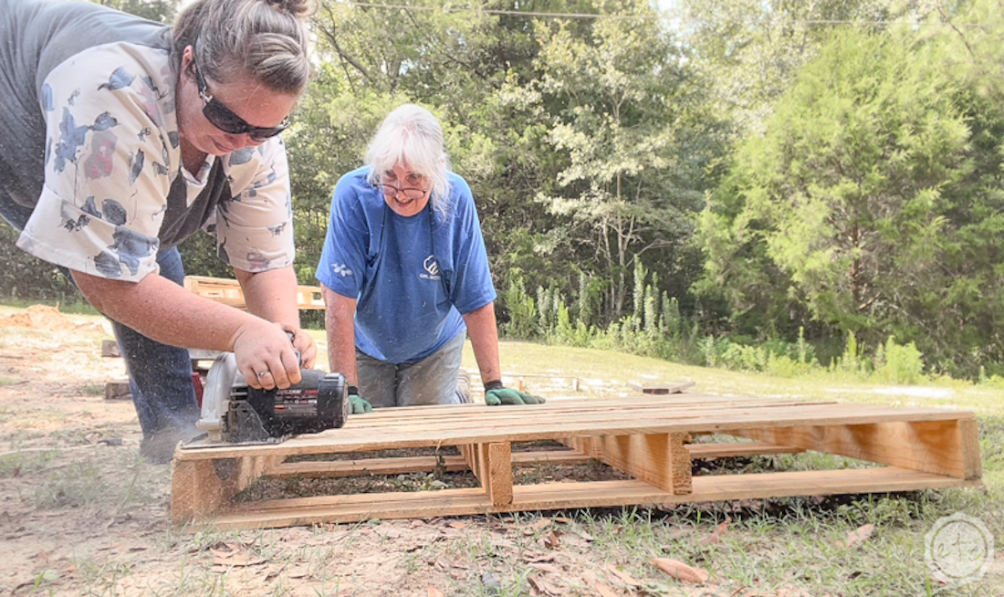 Cut and Prep the Pallets