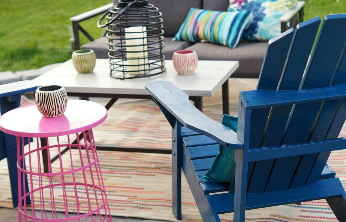 How to Paint Patio Furniture