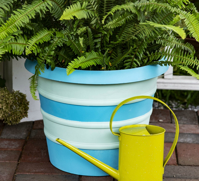 Display planters in yard or on porch